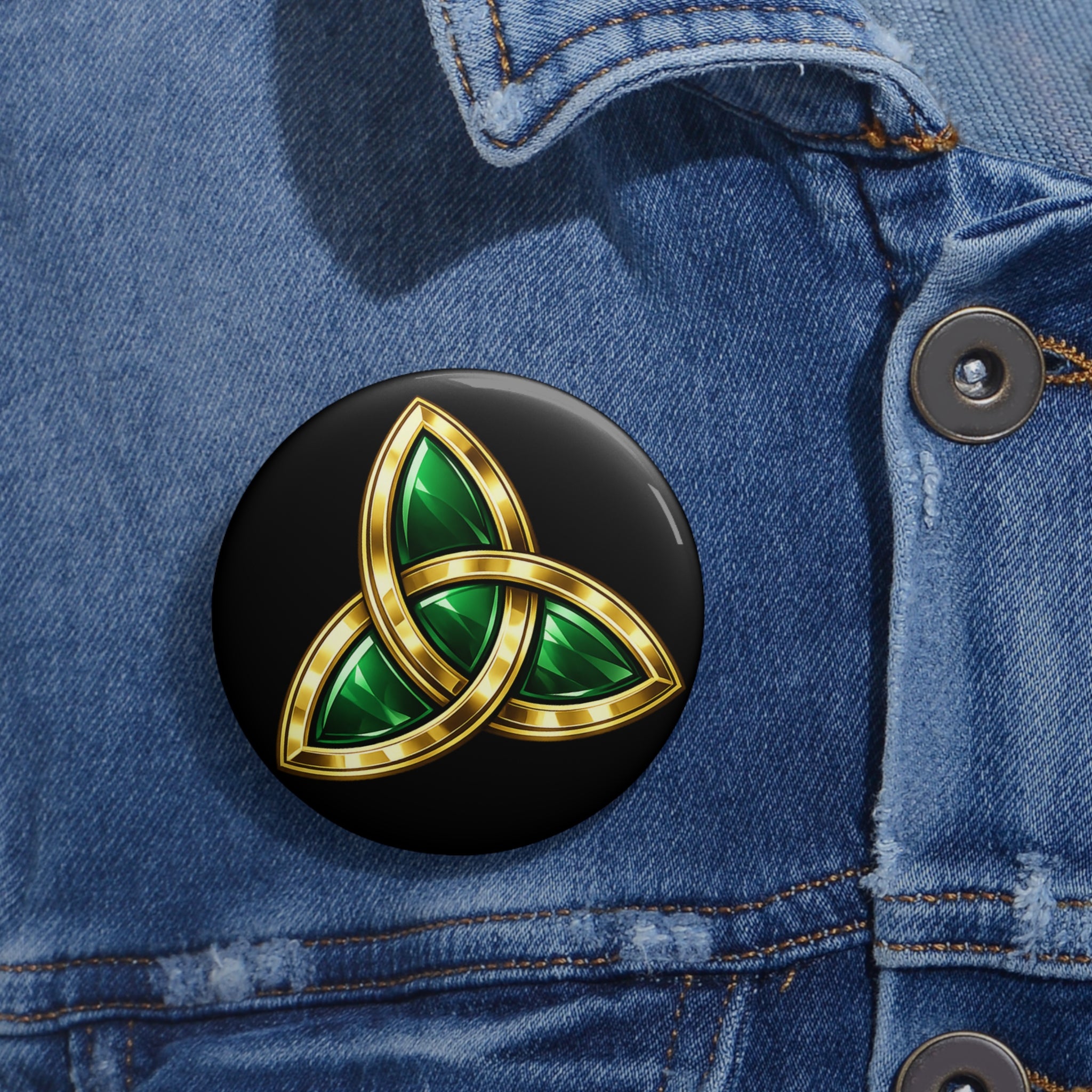 Celtic Trinity Knot Pin Button — Gold & Emerald Enamel Lapel Pin