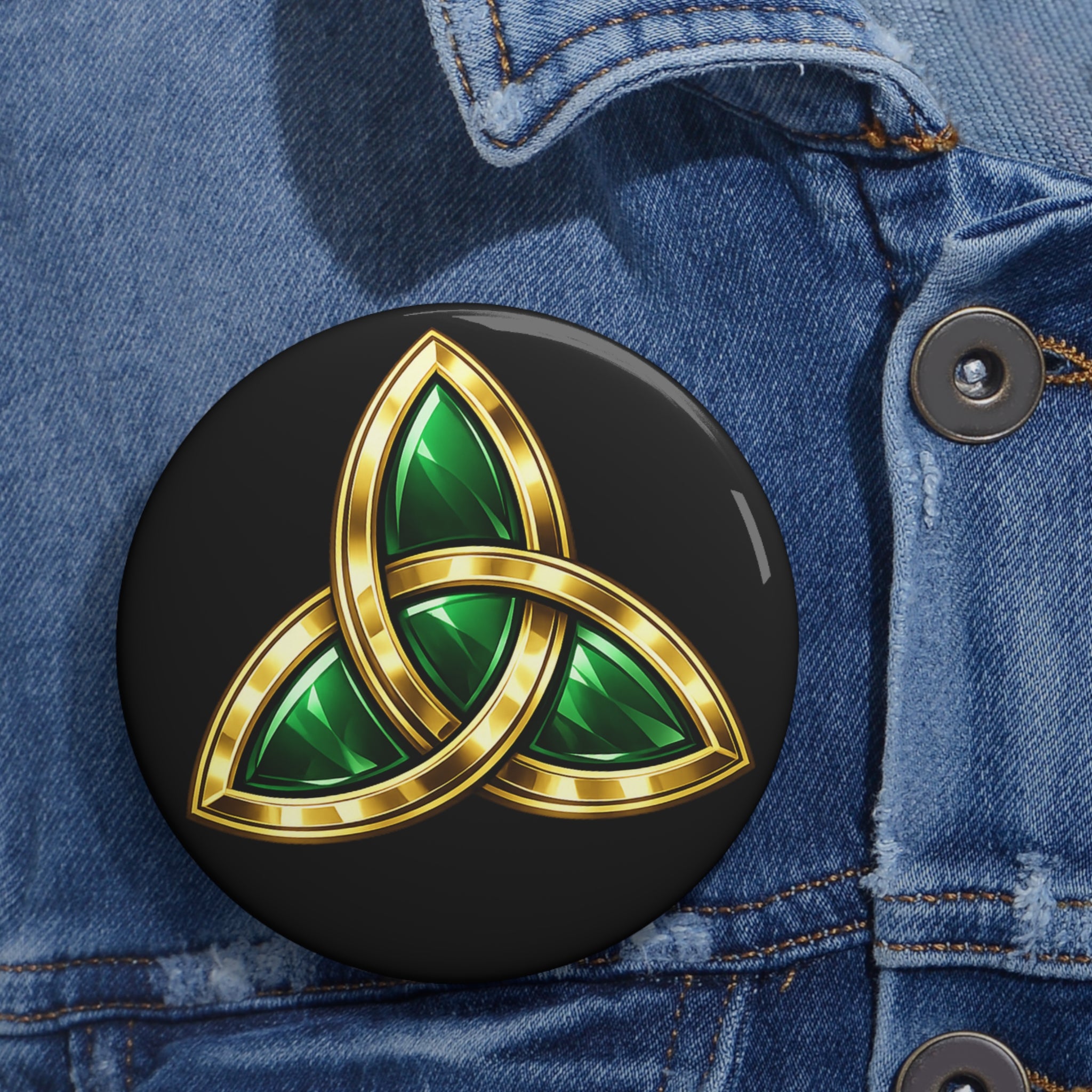 Celtic Trinity Knot Pin Button — Gold & Emerald Enamel Lapel Pin